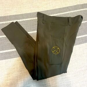 Define Hybrid in forest green size medium full seat